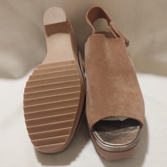 Pedro Garcia Felipa Tan Suede Slingback Low Platform Wedge - Picture 7 of 8